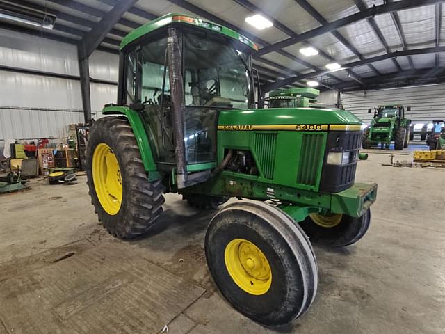 Image of John Deere 6400 equipment image 1