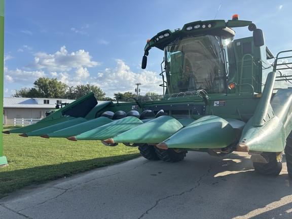Image of John Deere 693 equipment image 1