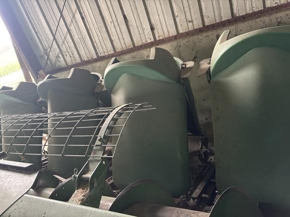 Image of John Deere 693 equipment image 4