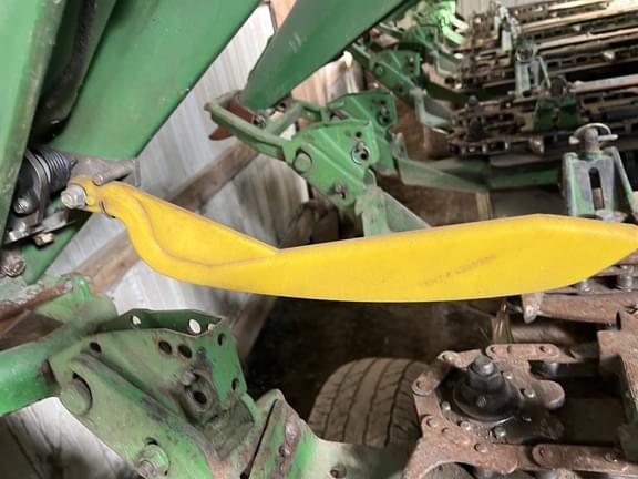 Image of John Deere 693 equipment image 4