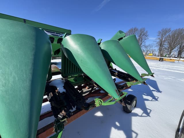 Image of John Deere 694 equipment image 4