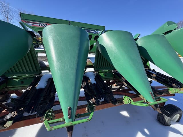 Image of John Deere 694 equipment image 3