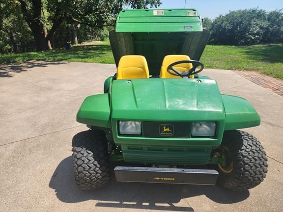 Image of John Deere Gator 6x4 equipment image 3