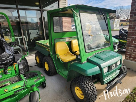 Main image John Deere Gator 6x4