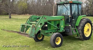 Main image John Deere 7200