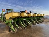 Thumbnail image John Deere 7240 0