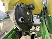 Thumbnail image John Deere 7240 16