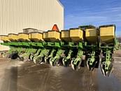 Thumbnail image John Deere 7240 1