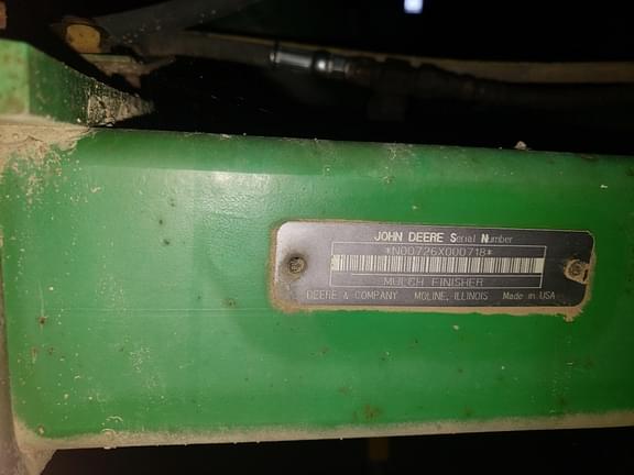 Image of John Deere 726 equipment image 4