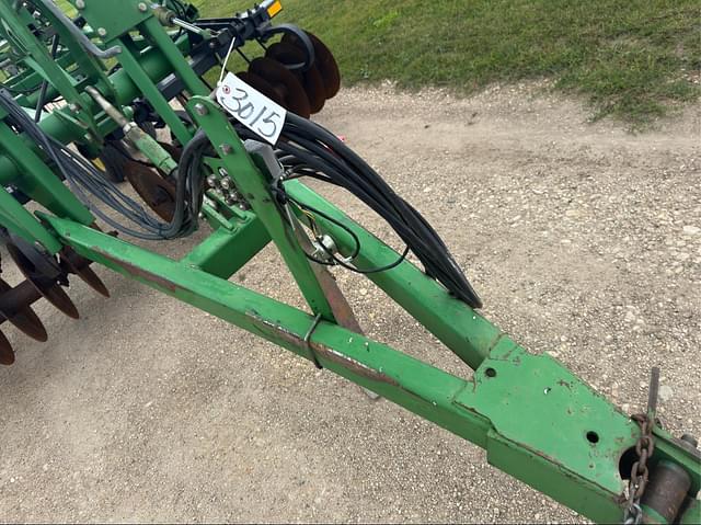 Image of John Deere 726 equipment image 1