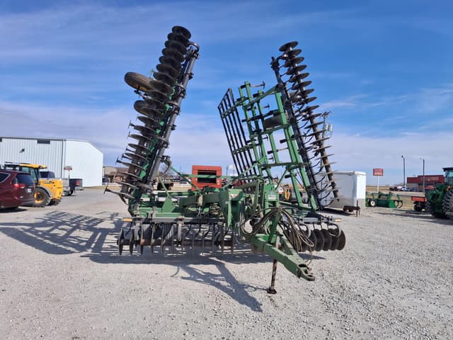 Image of John Deere 726 equipment image 4