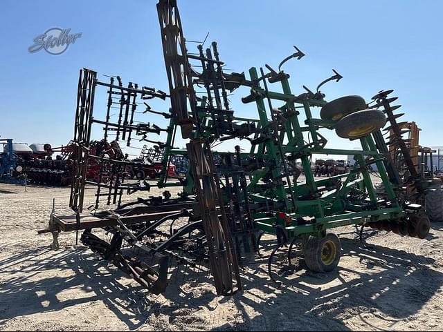 Image of John Deere 726 equipment image 2