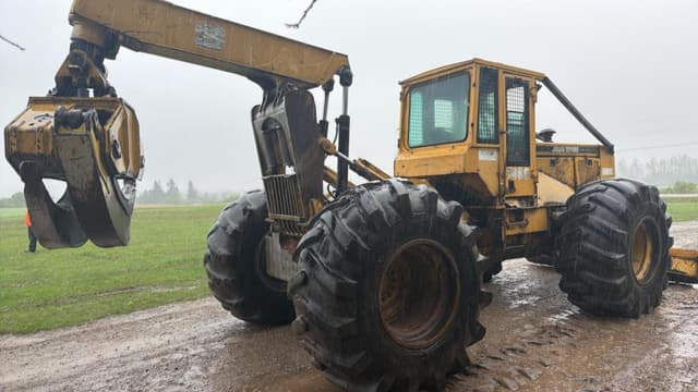 Image of John Deere 748G equipment image 4