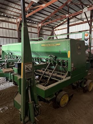 Image of John Deere 750 Primary image