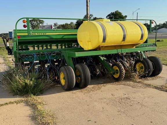 Image of John Deere 750 equipment image 3