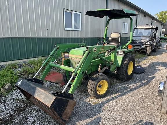 Image of John Deere 755 equipment image 1