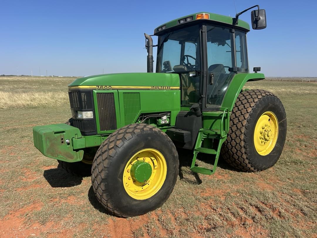 Image of John Deere 7600 Primary image