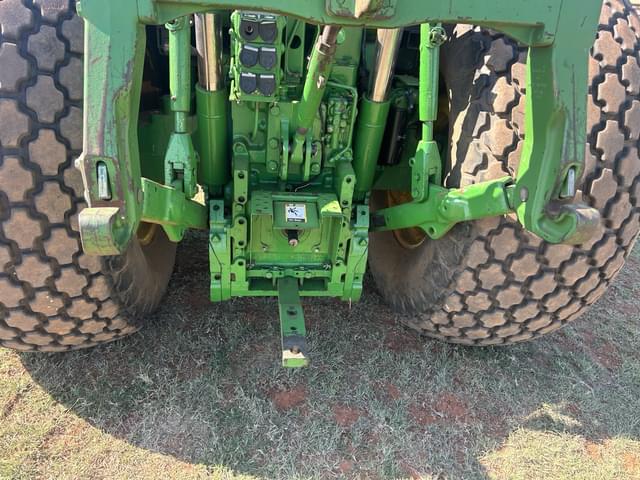 Image of John Deere 7600 equipment image 4
