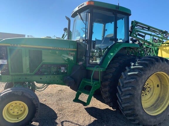 Main image John Deere 7600