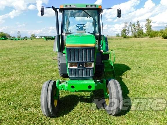 Image of John Deere 7600 equipment image 4