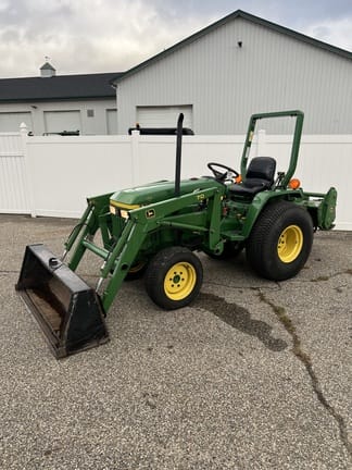 Main image John Deere 770