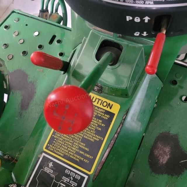 Image of John Deere 770 equipment image 4