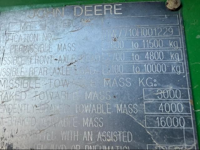 Image of John Deere 7710 equipment image 1