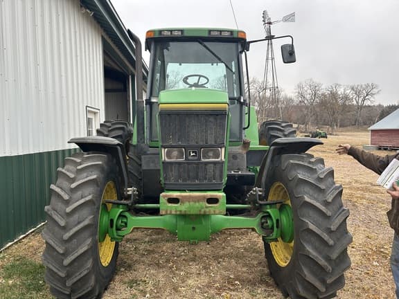 Image of John Deere 7800 equipment image 1