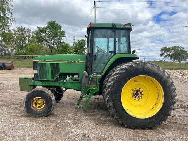 Image of John Deere 7800 equipment image 1