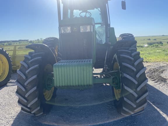 Image of John Deere 7810 equipment image 2