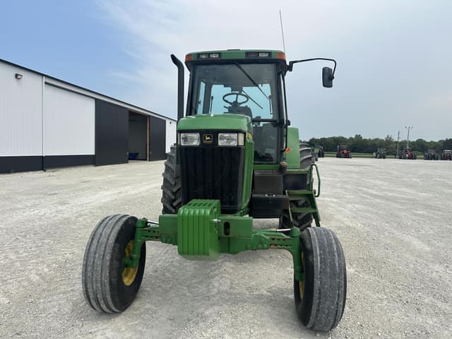 Image of John Deere 7810 equipment image 1