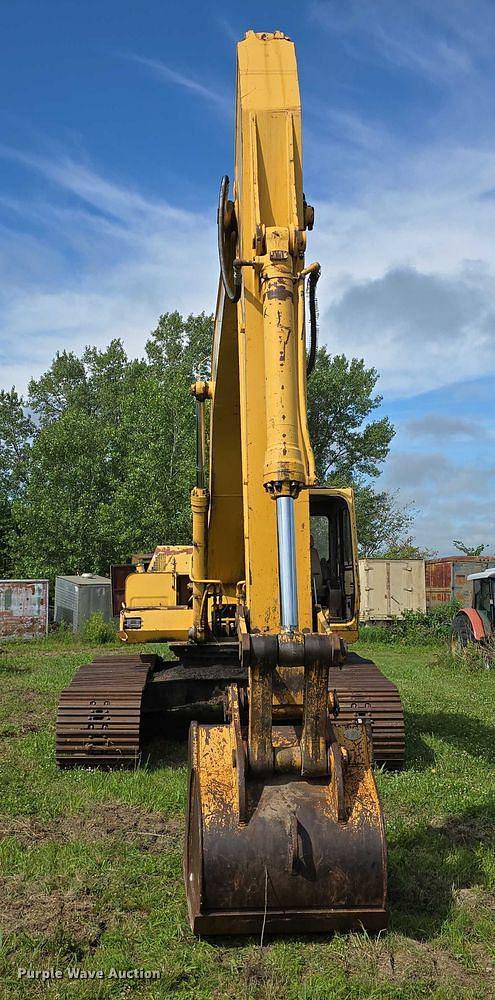 Image of John Deere 792 equipment image 1