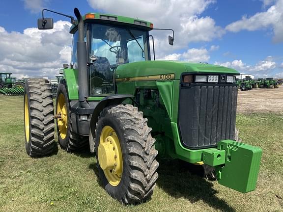 1996 John Deere 8100 Equipment Image0