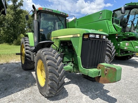 1996 John Deere 8100 Equipment Image0