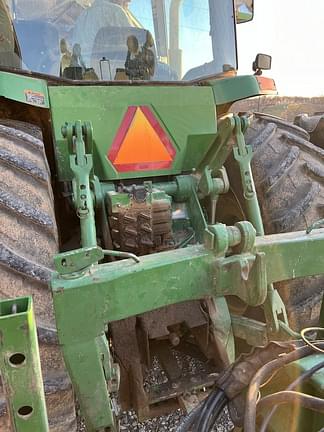 Image of John Deere 8100 equipment image 4