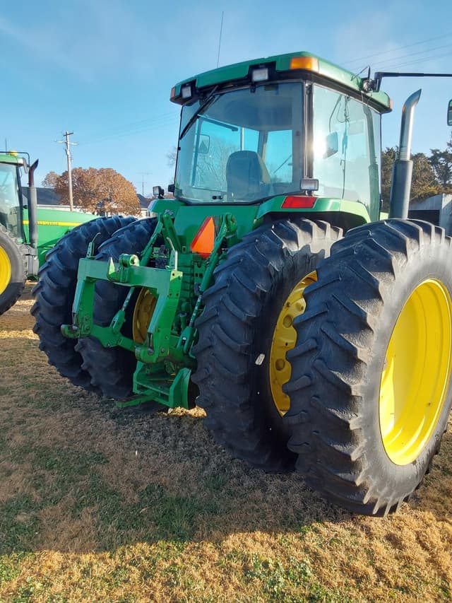 Image of John Deere 8100 equipment image 3