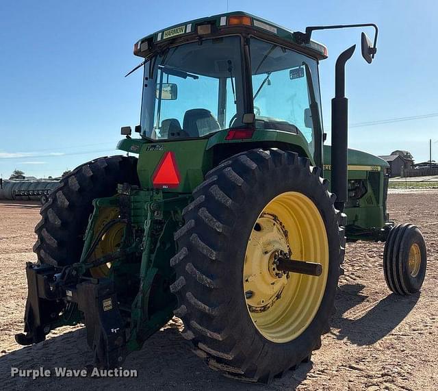 Image of John Deere 8100 equipment image 4