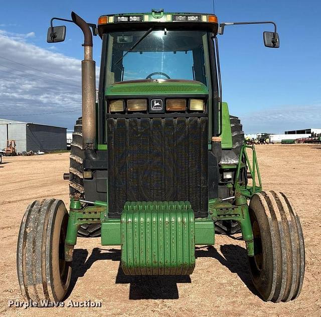 Image of John Deere 8100 equipment image 1