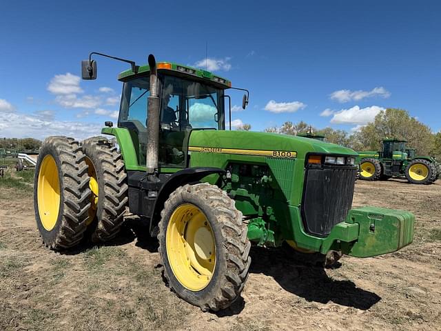 Image of John Deere 8100 equipment image 2