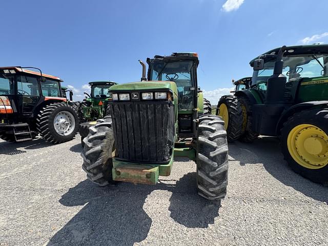 Image of John Deere 8200 equipment image 3