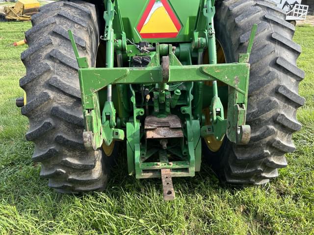 Image of John Deere 8200 equipment image 4