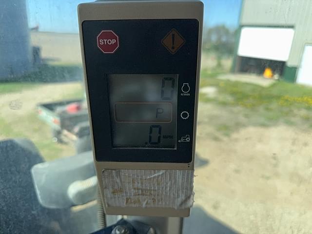 Image of John Deere 8200 equipment image 4
