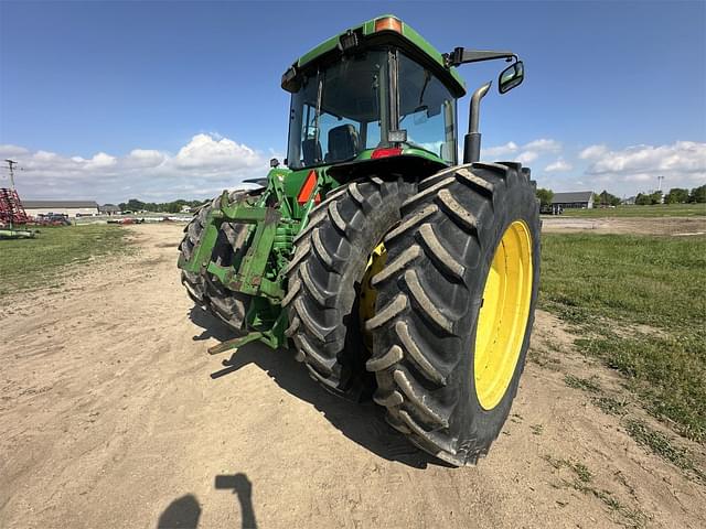 Image of John Deere 8200 equipment image 4