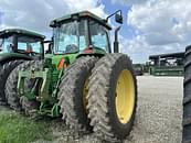 Thumbnail image John Deere 8200 1