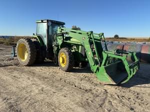 1996 John Deere 8200 Image