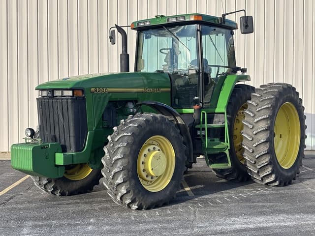 Image of John Deere 8200 equipment image 1