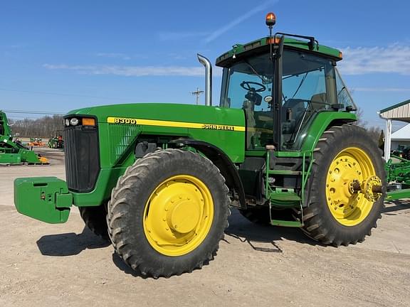 Image of John Deere 8300 equipment image 2