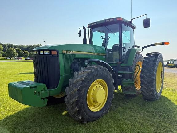 Image of John Deere 8300 equipment image 2