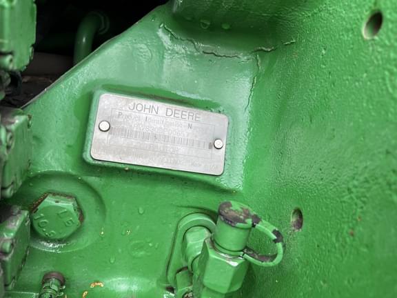 Image of John Deere 8300 equipment image 1