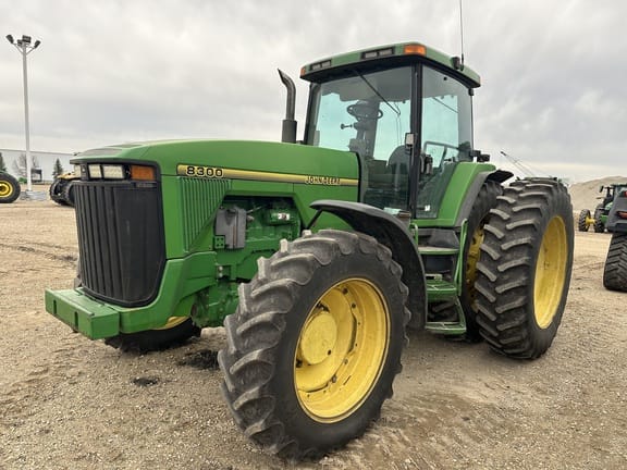 Main image John Deere 8300